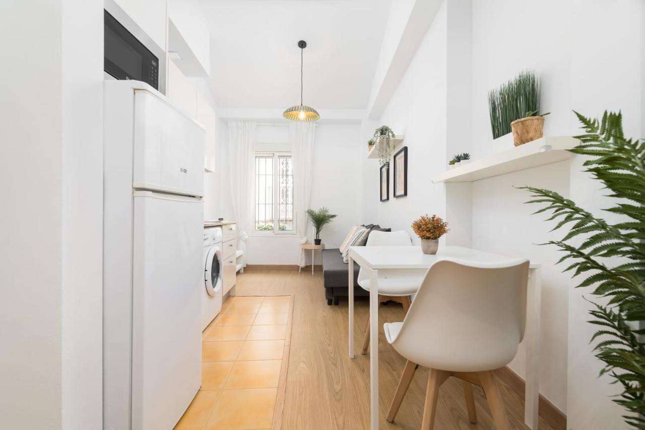 Precioso Apartamento Con Habitacion Separada En Centro Historico De Málaga Eksteriør bilde
